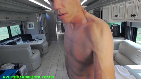 rvlifebarbie  12-06-2022